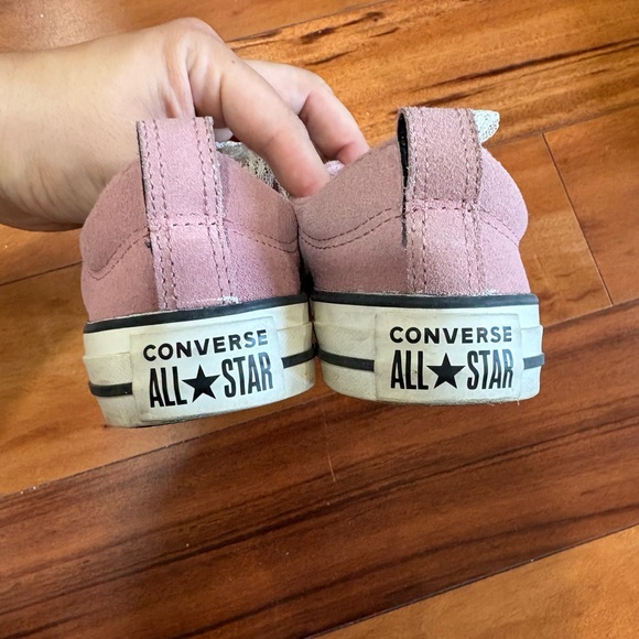 Converse Chuck Taylor Pink Soft Suede Sneakers 5.5 - Picture 3 of 5